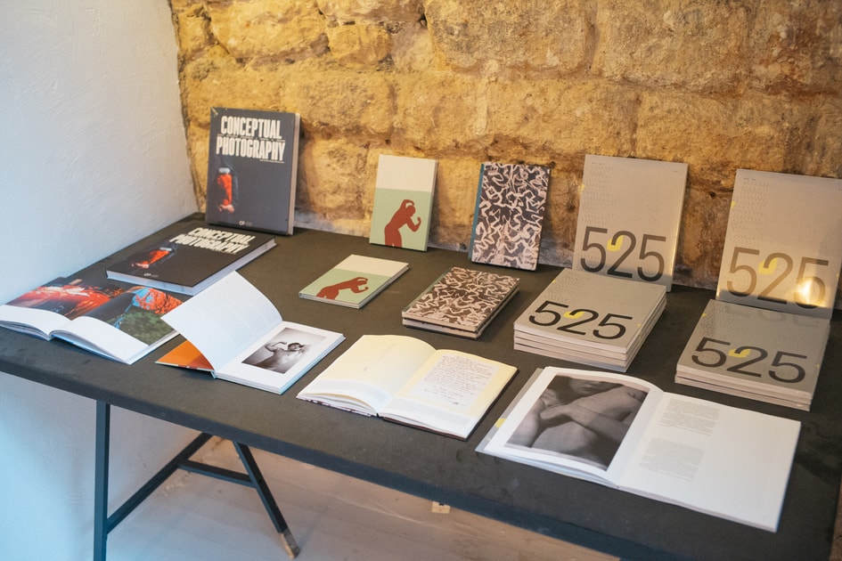 exhibition In the same air - виставка MYPH