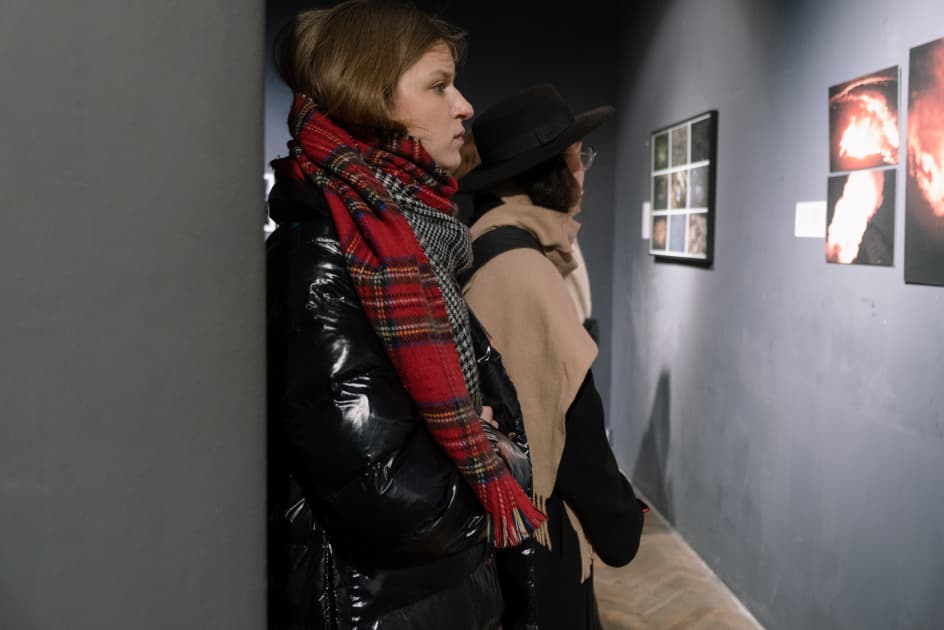 відкриття фотовиставки підсвідоме від MYPH У Порохова вежа у Львові