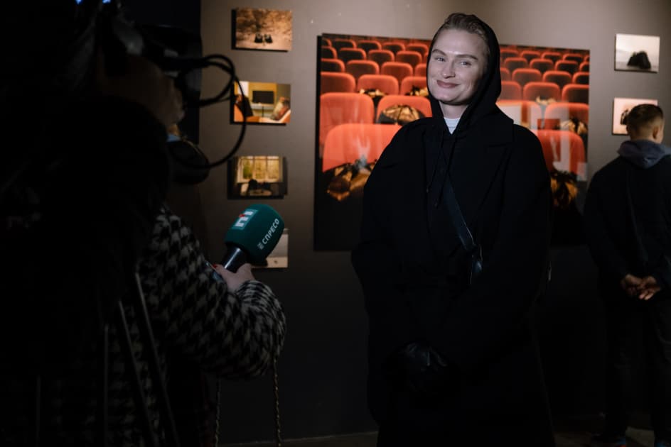відкриття фотовиставки підсвідоме від MYPH У Порохова вежа у Львові