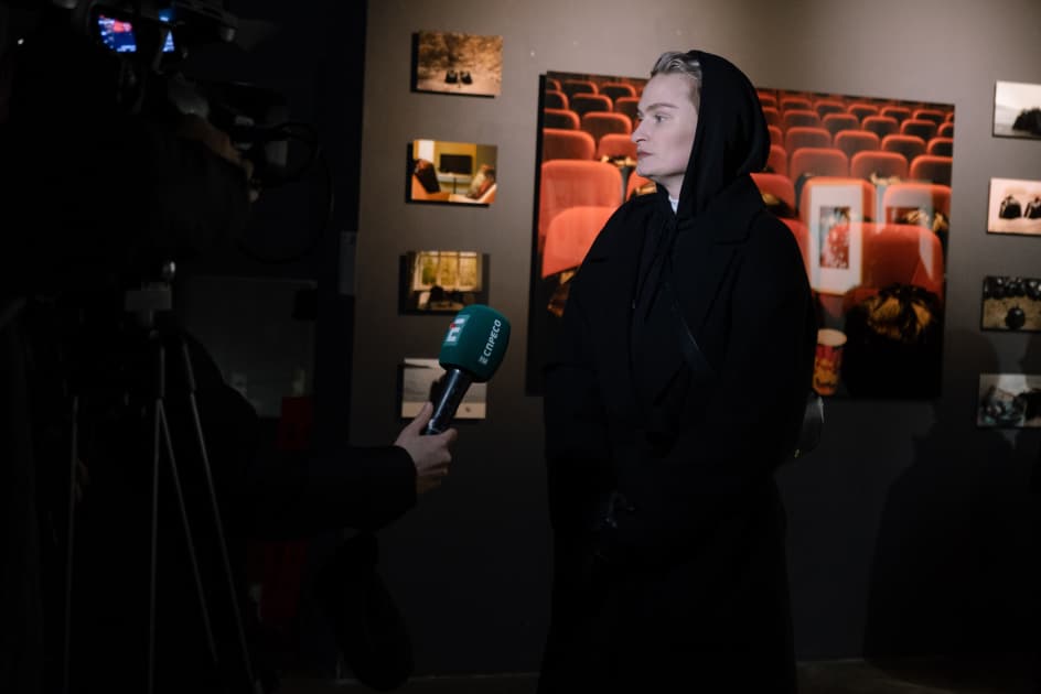 відкриття фотовиставки підсвідоме від MYPH У Порохова вежа у Львові