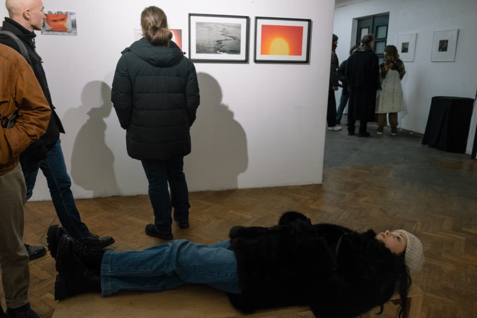 відкриття фотовиставки підсвідоме від MYPH У Порохова вежа у Львові
