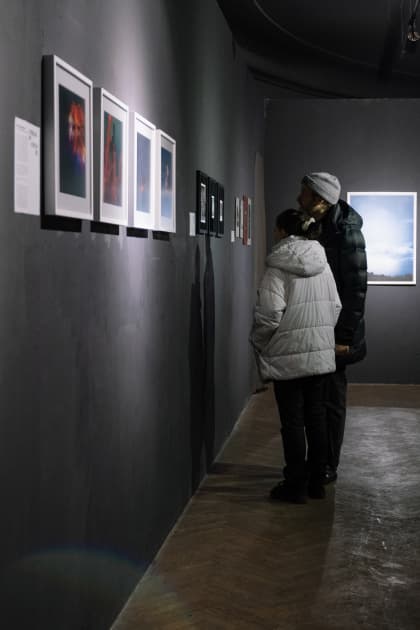 відкриття фотовиставки підсвідоме від MYPH У Порохова вежа у Львові