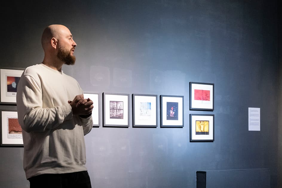 Виставка переможниць та переможців конкурсу MYPH PHOTOGRAPHY PRIZE 2024 в Асортиментній Кімнаті