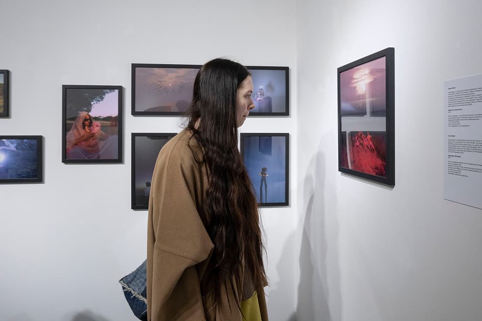 Виставка переможниць та переможців конкурсу MYPH PHOTOGRAPHY PRIZE 2024 в Асортиментній Кімнаті