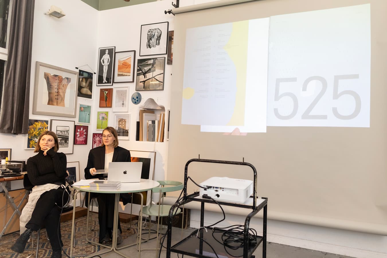 Журнал 525 від MYPH представлено в Берліні на Advent Bazaar у Sankt Studio