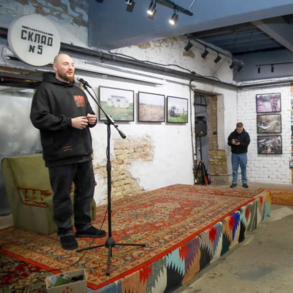 «Плівки з передової»: у Черкасах презентували фотопроєкт про війну очима військових