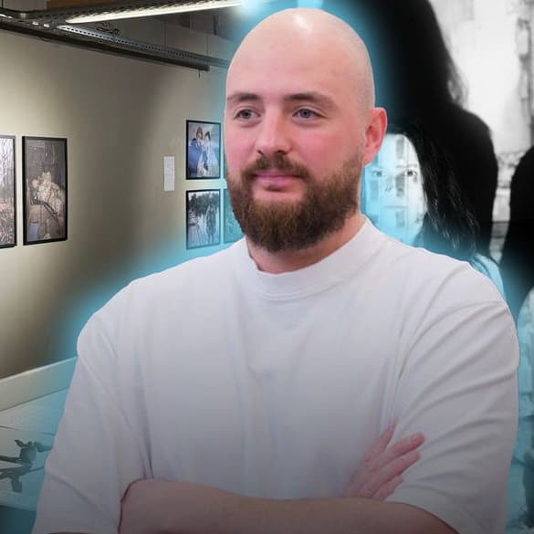 Люди, міста й війна у «Докази життя»: миколаївський фотограф відкрив виставку в Харкові